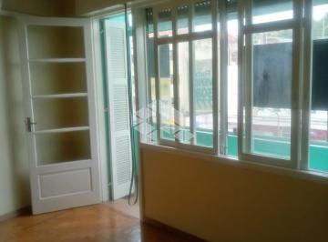 Apartamento · 70m² · 2 Quartos · Dois quartos de frente, no coração da Azenha/quase na Botafogo