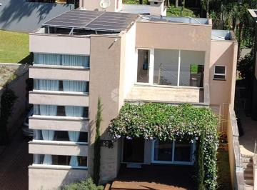 Casa · 169m² · 2 Quartos · CASA DE 2 DORMITÓRIOS COM PLACAS SOLARES