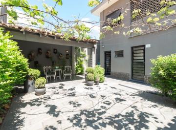 IMG_20260624_091557_000.jpeg · Espetacular casa para venda em Jardim Paulistano com 4 quartos, sendo 1 suíte, 300m² - remaxfront#NG