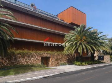 Apartamento · 272m² · 4 Quartos · 4 Vagas · Apartamento em Rua Marechal Deodoro - Prainha - Torres/RS