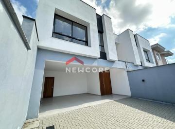 Casa · 222m² · 3 Quartos · 2 Vagas · Casa em  Rua Coronel Camacho - Iririú - Joinville/SC