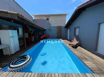 Casa · 300m² · 4 Quartos · 4 Vagas · Casa em  Avenida Assis Chateaubriand - Jardim Virgínia - Guarujá/SP