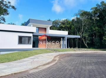 Casa · 216m² · 3 Quartos · 2 Vagas · Casa em Rua Pessegueiro - Carniel - Gramado/RS