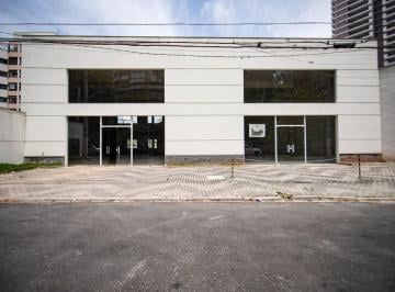 Comercial · 500m² · 6 Quartos · 10 Vagas · Loja na Rua Doutor Soter de Faria, N. 86 • 500 m²