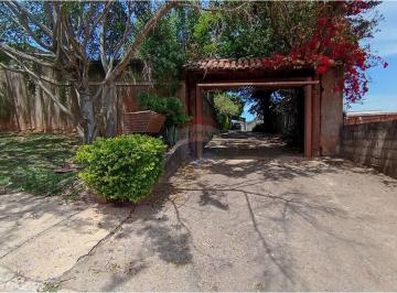 Casa · 209m² · 4 Quartos · 5 Vagas · Casa a venda com 2 dormitórios em Cabreúva/SP