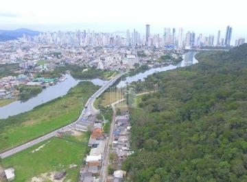 1641397365724_c06fe56d-d1a1-4f83-941f-36c34ff17a3f-17599294118874.webp · Terreno a Venda na Divisa de Balneário Camboriú e Camboriú