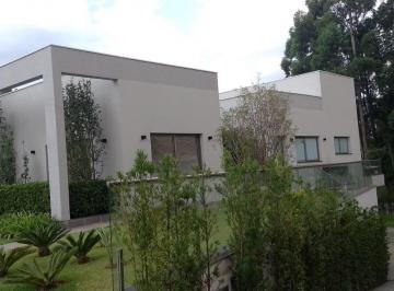 Casa · 900m² · 4 Quartos · 6 Vagas · Casa a venda 900m² em Alphaville