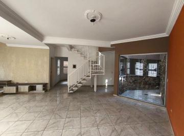 Casa · 260m² · 2 Quartos · 3 Vagas · Sobrado 3 Suítes c/ Varanda - Jd Colina da Serra - 260m²