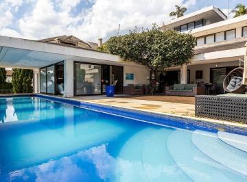 Casa · 500m² · 4 Vagas · ASA A VENDA E LOCAÇÃO