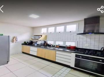 Casa · 168m² · 3 Quartos · 3 Vagas · CASA A VENDA