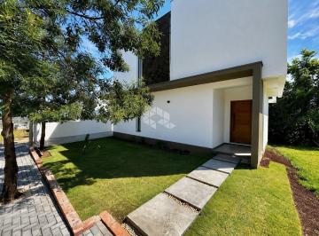 Casa · 160m² · 2 Quartos · 3 Vagas · Casa em meio a natureza com o conforto da cidade