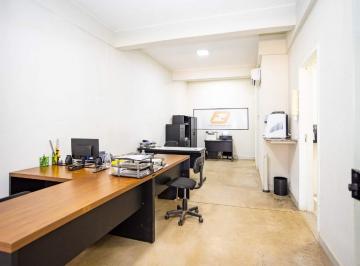 Comercial · 200m² · Loja Comercial com 200m² e Potencial para 2 Pavimentos na QN 7 - Riacho Fundo I