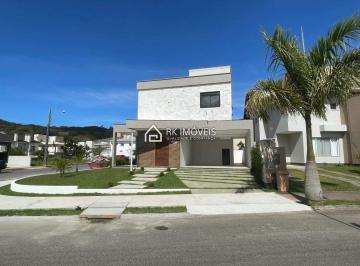 Casa · 162m² · 3 Quartos · 2 Vagas · Sobrado Novo de Esquina na Praia da Cachoeira – Alto Padrão e Conforto!