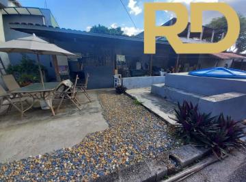 Casa · 240m² · 3 Quartos · 4 Vagas · Casa em Vera Cruz, BH – 3 quartos 4 vagas