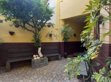Casa · 354m² · 3 Quartos · 3 Vagas · Casa à venda de 3 quartos no Horto Florestal
