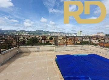 Apartamento · 217m² · 4 Quartos · 2 Vagas · Linda cobertura com 4 quartos sendo 1 suíte e 2 vagas paralelas.