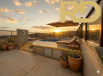 Apartamento · 217m² · 4 Quartos · 2 Vagas · Linda cobertura com 4 quartos sendo 1 suíte e 2 vagas paralelas.