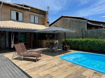 Casa de Praia à Venda em Penha/SC – Um investimento que une lazer e alta rentabilidade! · Casa de Praia à Venda em Penha/SC – Um investimento que une lazer e alta rentabilidade!
