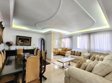 Apartamento · 90m² · 3 Quartos · 1 Vaga · Apartamento em andar alto á venda em Moema Pássaros com 3 quartos e 1 vaga.