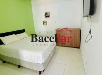 Casa · 400m² · 8 Quartos · 1 Vaga · Casa Duplex espetacular com 400 metros