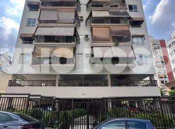 Apartamento · 87m² · 2 Quartos · 1 Vaga · Pechincha 2quartos,com87metros quadrados, dois banheiros,sala,cozinha,área de se