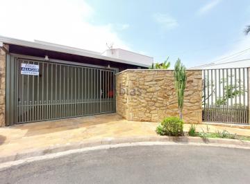 Casa · 197m² · 3 Quartos · 2 Vagas · Casa em Condomínio no Parque Fehr, São Carlos – 3 Dorms, 197m²