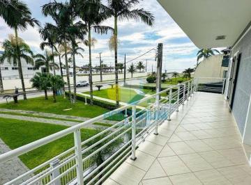 05f7db4cb1b0278cb18010304197444927966873 · Casa com vista para o mar em Caiobá