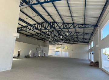 Comercial · 771m² · 30 Vagas · Salão para alugar em Vinhedo, Nova Vinhedo, com 771 m²