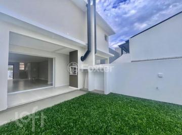 07b4a982 · Casa, 3 dormitórios, 144 m², em Carianos
