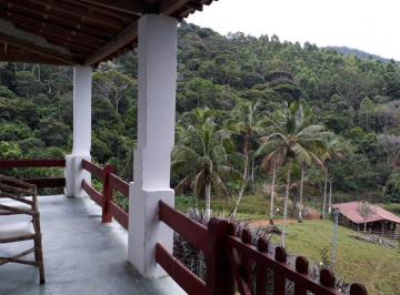 Rural de 4 quartos, Ubaíra · Fazendinha na Serra do Vale do Jiquiriça - Um Paraíso natural.