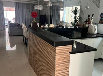 Casa de 3 quartos, Águas Claras · Arniqueiras - Linda casa com 3 quartos
