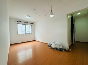 Apartamento · 60m² · 2 Quartos · 1 Vaga · APARTAMENTO REFORMADO NO MELHOR DA VILA SANTA CATARINA !