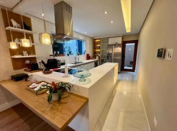Casa · 300m² · 3 Quartos · 2 Vagas · Sobrado 300m² 3 dormitórios 2 vagas Vila Mascote