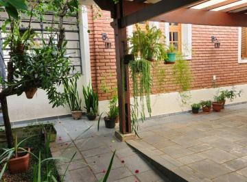 Casa · 187m² · 3 Quartos · 4 Vagas · CASA TÉRREA A VENDA COM 03 QUARTOS, SENDO 02 SUÍTES, 04 VAGAS DE GARAGEM.