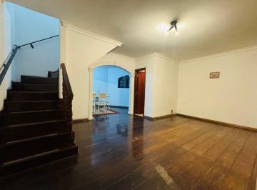 Casa · 132m² · 3 Quartos · 2 Vagas · Casa Espaçosa no Jardim Cidália, Próximo à Av. Cupecê.