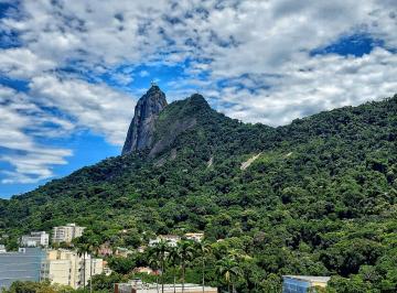 Apartamento de 3 quartos, Rio de Janeiro · Vista verde, andar alto, 03 qts., cômodos espaçosos, silencioso,arejado,garagem. 