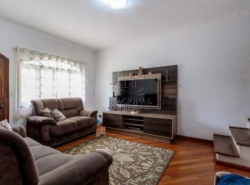 Casa · 257m² · 3 Quartos · 6 Vagas · Sobrado de esquina à venda no Parque Novo Oratório com área gourmet completa e 5 vagas
