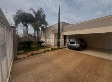 Foto 01 · Bela Casa à Venda em São José do Rio Preto-SP, Jardim Redentor: 3 Quartos, 2 Suítes, 2 Salas, 3 Banh