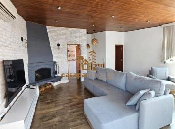 Apartamento · 180m² · 3 Quartos · 2 Vagas · Cobertura à Venda no Bairro Santa Maria com 180m², 3 Dormitórios e 2 Vagas