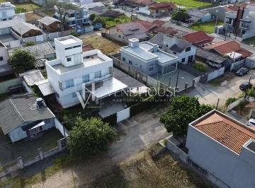 Foto 01 · Imperdível sobrado à venda em Barra Velha-SC, Itajuba: 3 quartos, 1 suíte, 2 salas, 3 banheiros, 4 v