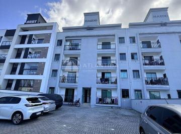 Apartamento en Aluguel de 2 quartos Centro · Apartamento com 2 suítes no Centro - Camboriú.