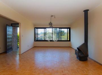 137035_iha63r2tsR94Ix147PX17_13703568e7ea8d87e41.jpg · Casa à venda em rua tranquila com vista para praça - Bairro Três Figueiras