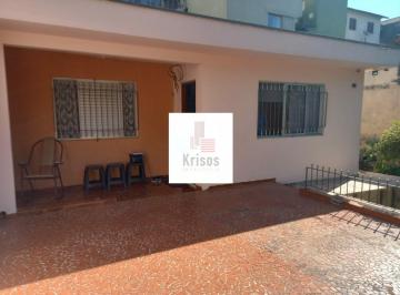 Casa · 266m² · 3 Quartos · 2 Vagas · CASA ASSOBRADADA COM 03 DORMS ( 01 SUITE ), 02 BANHOS, EDÍCULA, CHURRASQUEIRA, 02 VAGAS COBERTAS.