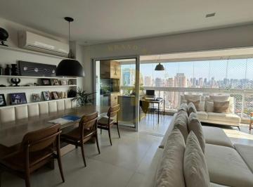 Apartamento · 120m² · 4 Quartos · 2 Vagas · Apartamento á venda na Vila Olimpia de 120m², 4 quartos e 2 vagas