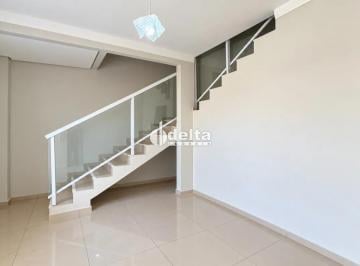 Casa · 125m² · 2 Quartos · 2 Vagas · Casa com 2 quartos sendo suítes disponível para venda no bairro Laranjeiras em Uberlândia - MG.