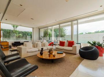 Casa · 612m² · 3 Quartos · 4 Vagas · Casa Alto Padrão Jardim Guedala