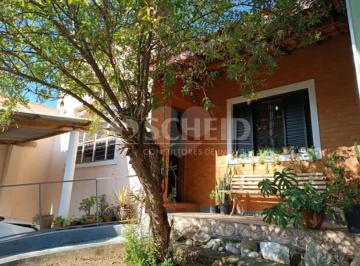 Casa · 144m² · 2 Quartos · 2 Vagas · Apresentamos esta excelente oportunidade em uma localização privilegiada!