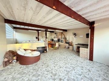 Casa · 202m² · 4 Quartos · 3 Vagas · CASA TÉRREA - 4 DORMS - 1 SUÍTE - 3 VAGAS - TERRAÇO COM ÁREA GOURMET