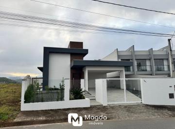Casa · 350m² · 3 Quartos · 2 Vagas · Casa à venda no bairro Fortaleza Alta - Blumenau/SC