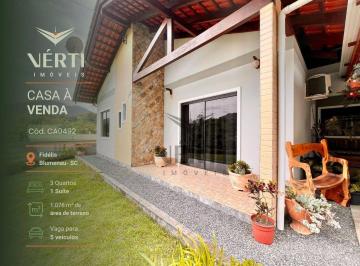 bf49571fb0e9791d10eec57c84def2552392d0bb · Casa com 3 dormitórios, sendo 1 suíte à venda, 139 m² - Fidélis - Blumenau/SC